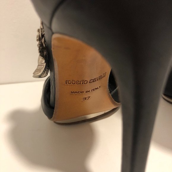 Roberto Cavalli Dragon Head Chain Sandals - Picture 5 of 6